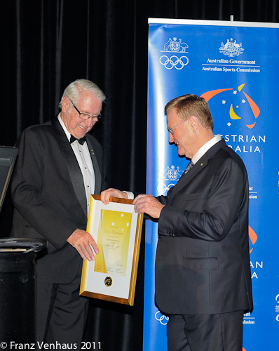 Franz Mairinger jr accepts his fathers award